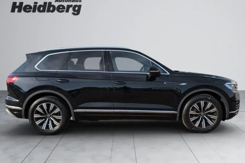 Volkswagen Touareg din 2022 cu 64.688 km - oferta VOL137559 - foto 7