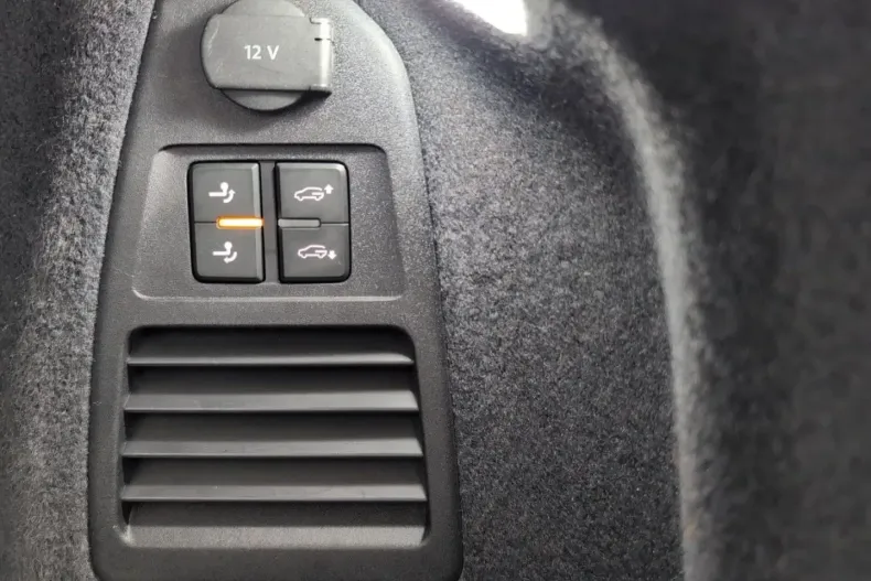 Volkswagen Touareg din 2022 cu 64.688 km - oferta VOL137559 - foto 11