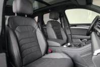 Volkswagen Touareg din 2022 cu 64.688 km - oferta VOL137559 - foto 20