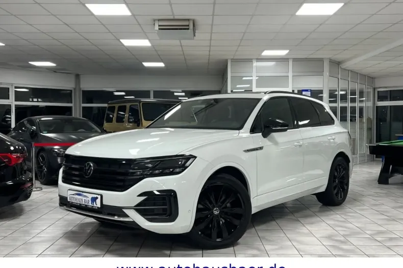 Volkswagen Touareg din 2021 cu 64.922 km - oferta VOL137560 - foto 1