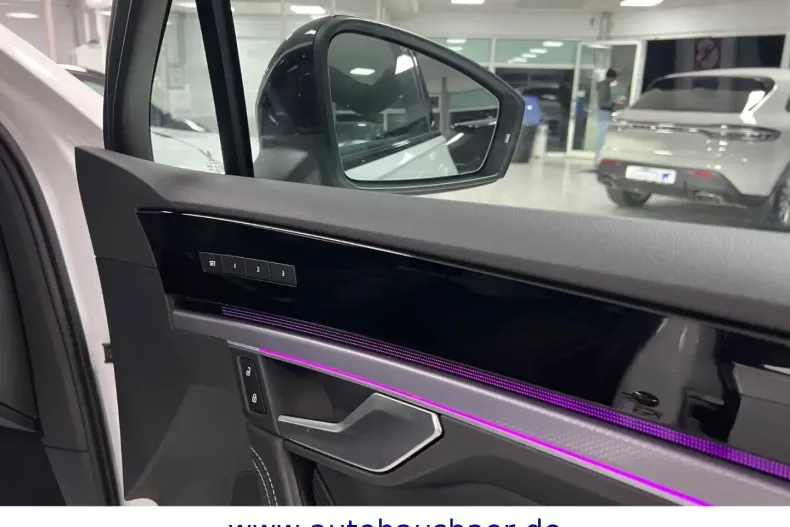 Volkswagen Touareg din 2021 cu 64.922 km - oferta VOL137560 - foto 17