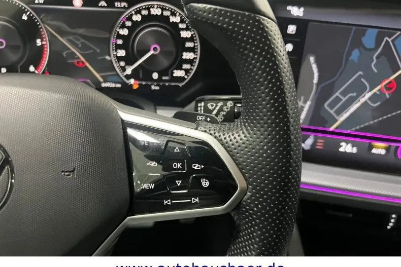 Volkswagen Touareg din 2021 cu 64.922 km - oferta VOL137560 - foto 29