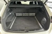 Volkswagen Touareg din 2022 cu 68.197 km - oferta VOL137562 - foto 8