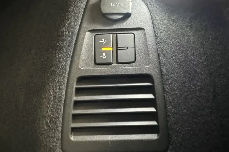 Volkswagen Touareg din 2022 cu 68.197 km - oferta VOL137562 - foto 9