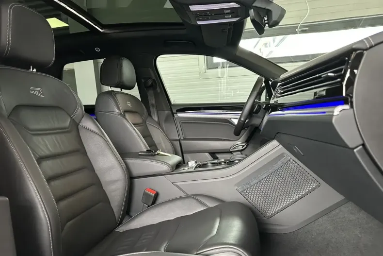 Volkswagen Touareg din 2022 cu 68.197 km - oferta VOL137562 - foto 15