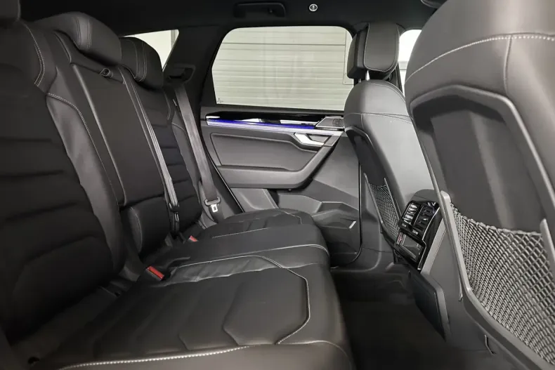 Volkswagen Touareg din 2022 cu 68.197 km - oferta VOL137562 - foto 17