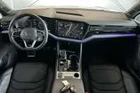 Volkswagen Touareg din 2022 cu 68.197 km - oferta VOL137562 - foto 19