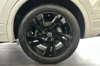Volkswagen Touareg din 2022 cu 68.197 km - oferta VOL137562 - foto 28