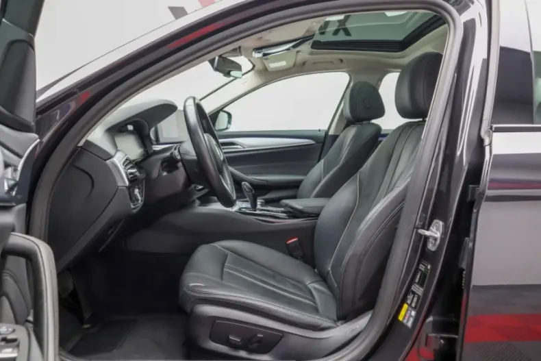 BMW 545 din 2020 cu 125.426 km - oferta BMW137565 - foto 25