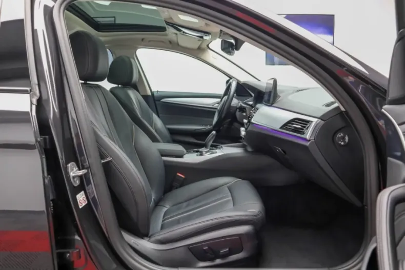 BMW 545 din 2020 cu 125.426 km - oferta BMW137565 - foto 27