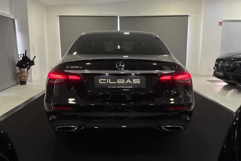 Mercedes-Benz E 300 din 2022 cu 120.694 km - oferta MER137566 - foto 10