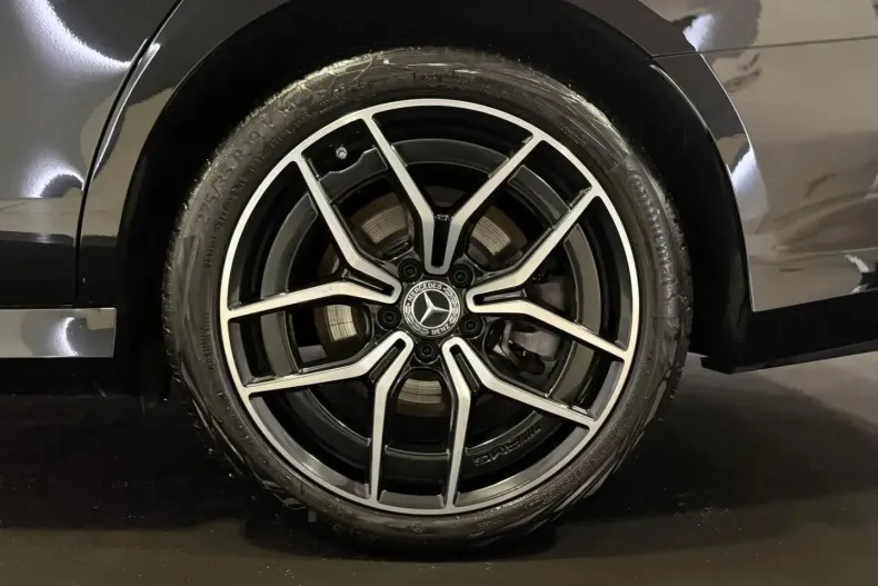 Mercedes-Benz E 300 din 2022 cu 120.694 km - oferta MER137566 - foto 11