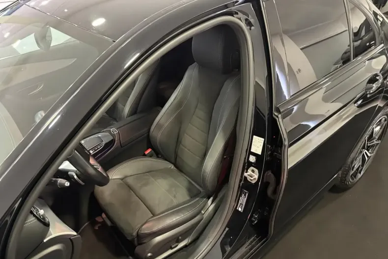 Mercedes-Benz E 300 din 2022 cu 120.694 km - oferta MER137566 - foto 16