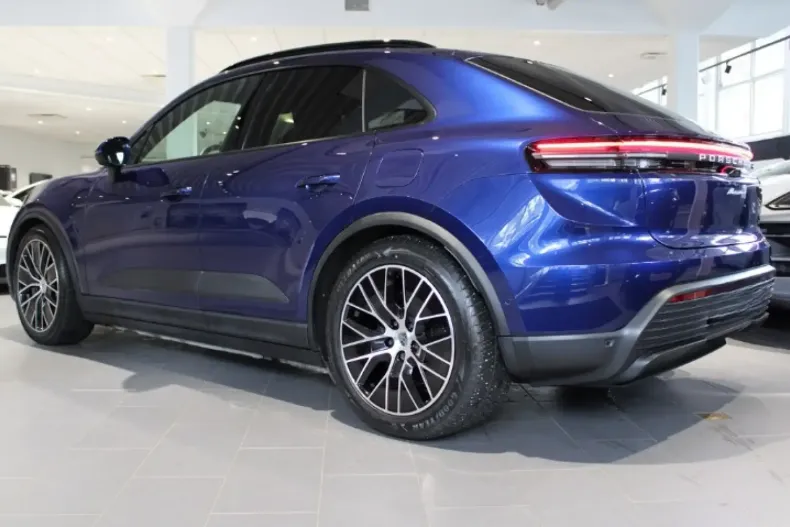 Porsche Macan din 2024 cu 7.000 km - oferta POR137572 - foto 3