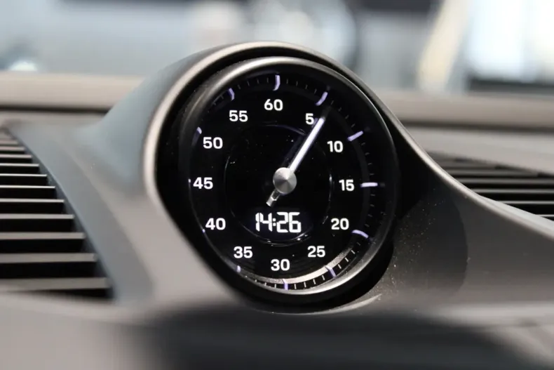 Porsche Macan din 2024 cu 7.000 km - oferta POR137572 - foto 7