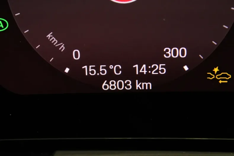 Porsche Macan din 2024 cu 7.000 km - oferta POR137572 - foto 8