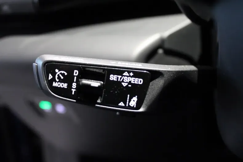 Porsche Macan din 2024 cu 7.000 km - oferta POR137572 - foto 14