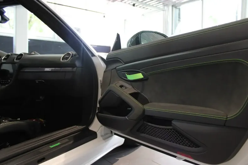 Porsche Cayman din 2024 cu 9.950 km - oferta POR137573 - foto 5