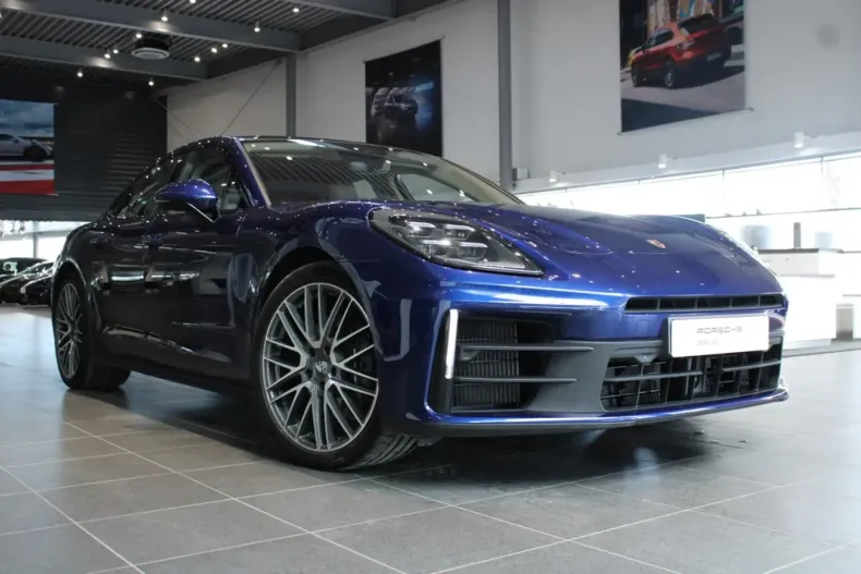 Porsche Panamera din 2025 cu 7.420 km - oferta POR137574 - foto 1