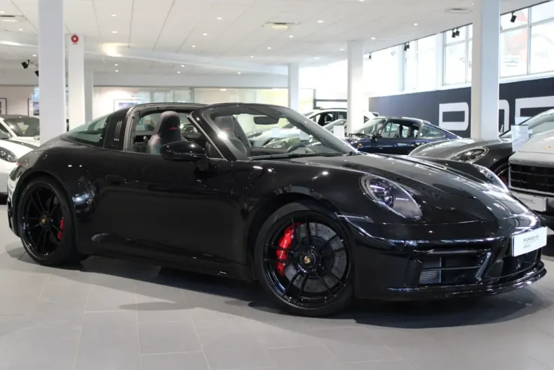 Porsche 911 din 2023 cu 15.400 km - oferta POR137576 - foto 1