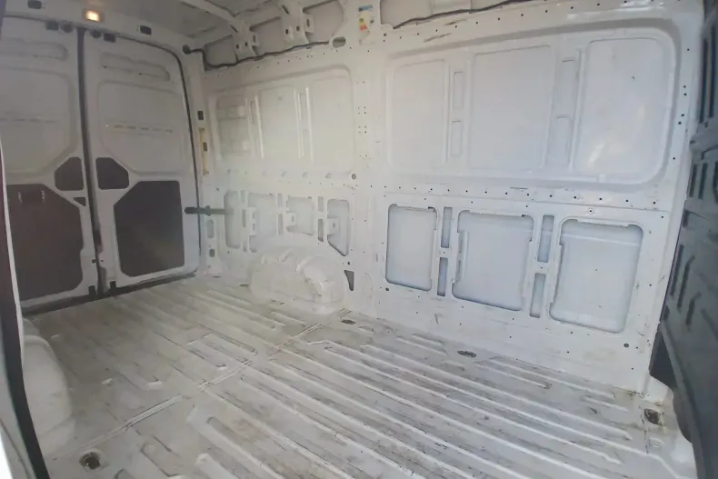 Volkswagen Crafter din 2021 cu 61.502 km - oferta VOL137601 - foto 5