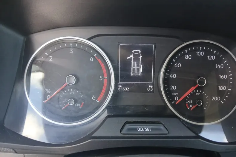 Volkswagen Crafter din 2021 cu 61.502 km - oferta VOL137601 - foto 6