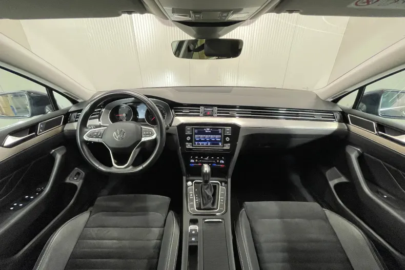 Volkswagen Passat din 2020 cu 70.243 km - oferta VOL137609 - foto 7