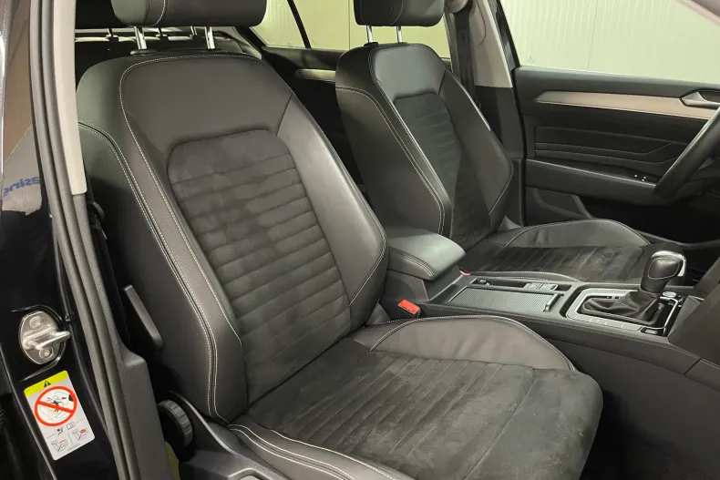 Volkswagen Passat din 2020 cu 70.243 km - oferta VOL137609 - foto 9