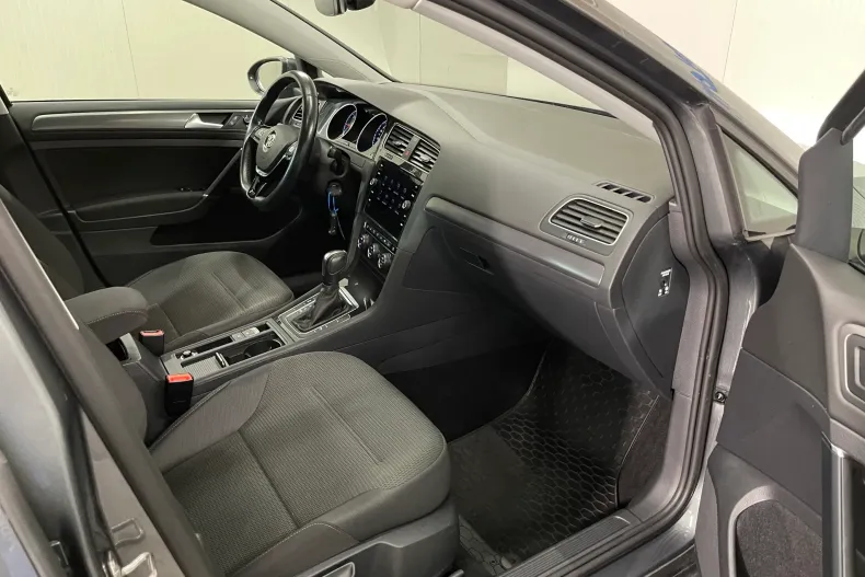 Volkswagen Golf din 2020 cu 85.825 km - oferta VOL137612 - foto 9