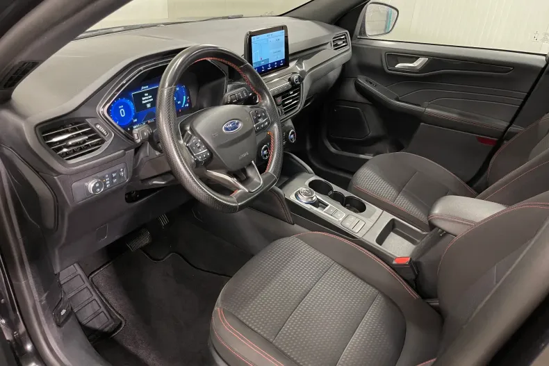 Ford Kuga din 2022 cu 168.341 km - oferta FOR137622 - foto 5