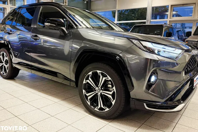 Toyota RAV4 din 2025 cu 10 km - oferta TOY137644 - foto 2