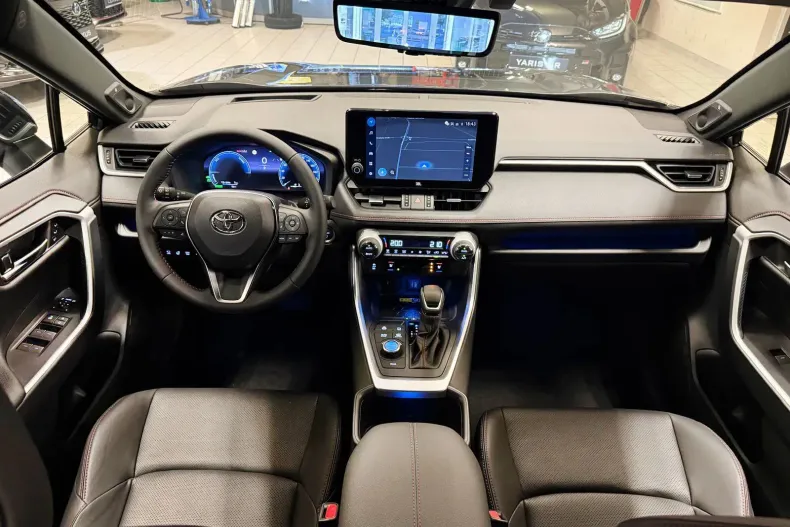 Toyota RAV4 din 2025 cu 10 km - oferta TOY137644 - foto 6