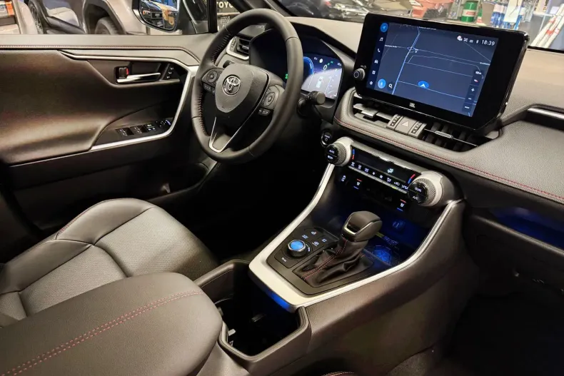 Toyota RAV4 din 2025 cu 10 km - oferta TOY137644 - foto 9