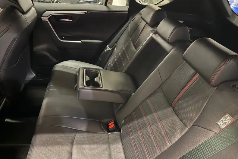 Toyota RAV4 din 2025 cu 10 km - oferta TOY137644 - foto 16