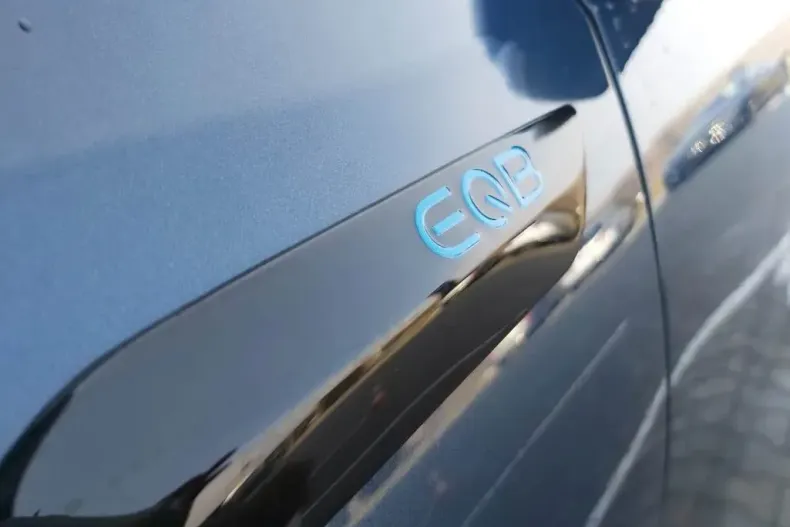 Mercedes-Benz EQB din 2022 cu 41.100 km - oferta MER137652 - foto 14