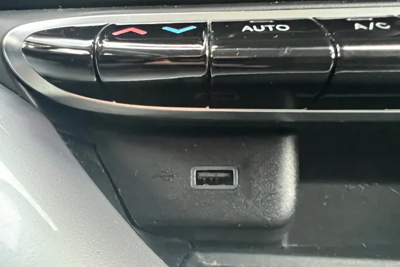 Fiat 500e din 2022 cu 37.200 km - oferta FIA137686 - foto 18