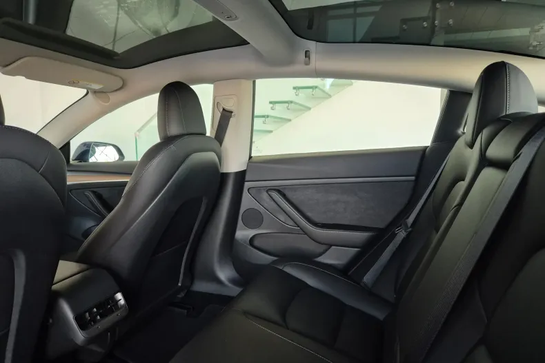 Tesla Model 3 din 2023 cu 35.500 km - oferta TES137687 - foto 15