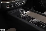 Volvo XC60 din 2025 cu 9 km - oferta VOL137692 - foto 10