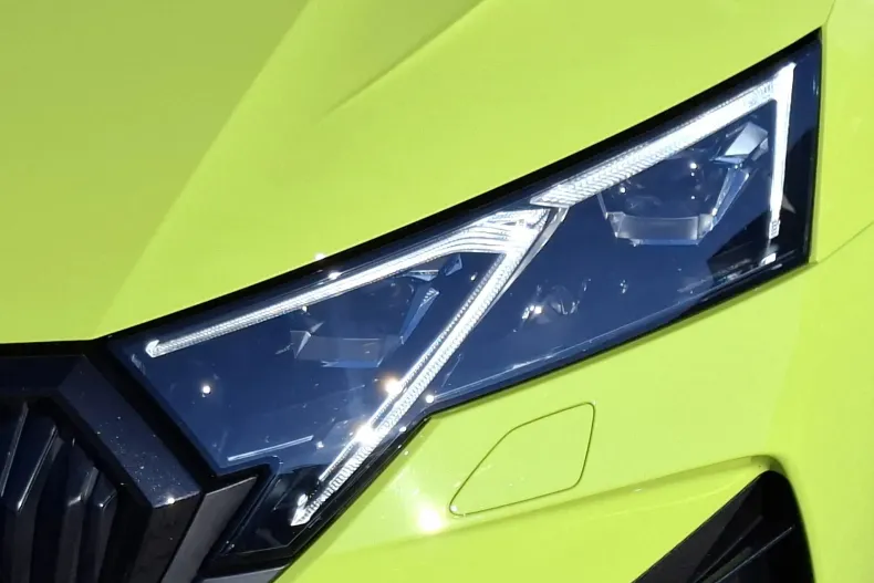 Skoda Octavia din 2025 cu 5.000 km - oferta SKO137699 - foto 5