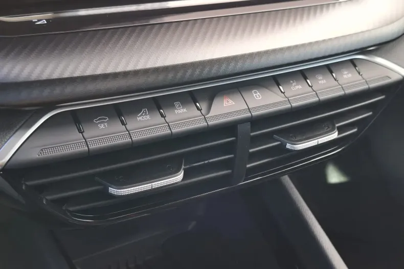 Skoda Octavia din 2025 cu 5.000 km - oferta SKO137699 - foto 37