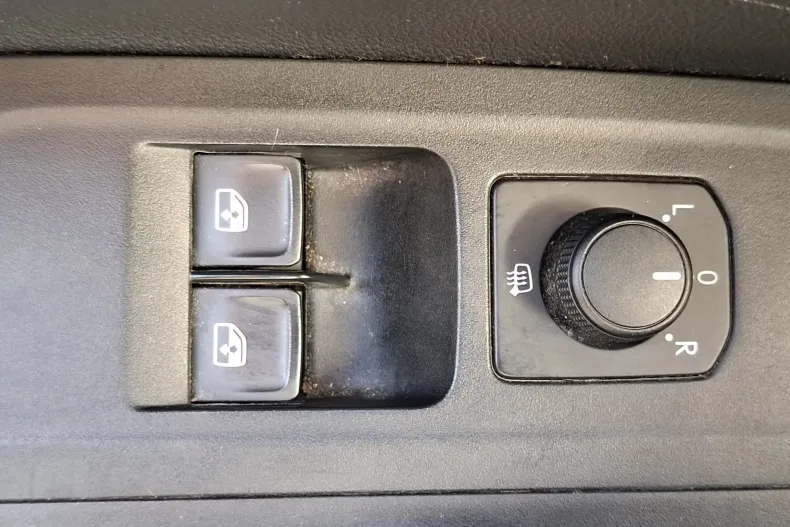 Skoda Fabia din 2023 cu 45.994 km - oferta SKO137700 - foto 32