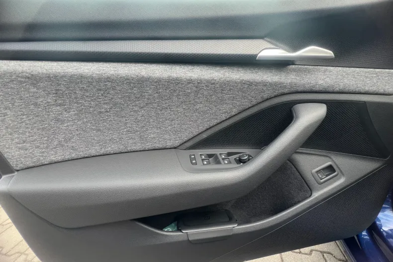 Skoda Superb din 2024 cu 1 km - oferta SKO137701 - foto 17