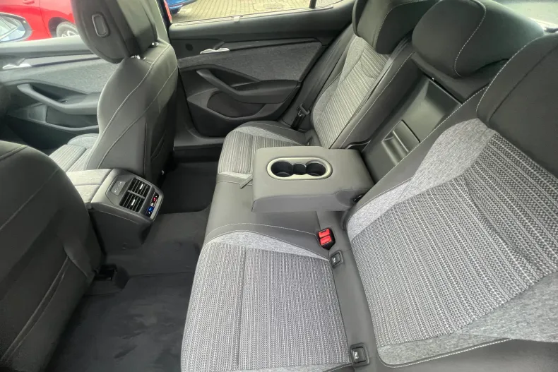 Skoda Superb din 2024 cu 1 km - oferta SKO137701 - foto 19