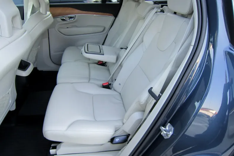 Volvo XC90 din 2020 cu 127.086 km - oferta VOL137727 - foto 9