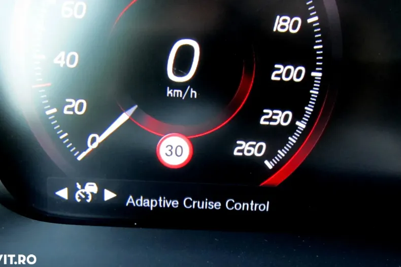 Volvo XC90 din 2020 cu 127.086 km - oferta VOL137727 - foto 13