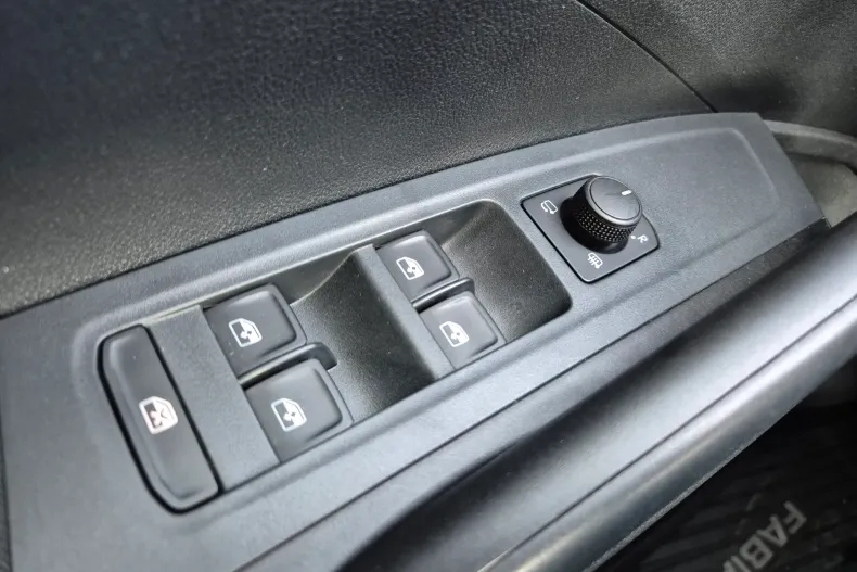 Skoda Fabia din 2024 cu 54.926 km - oferta SKO137740 - foto 29