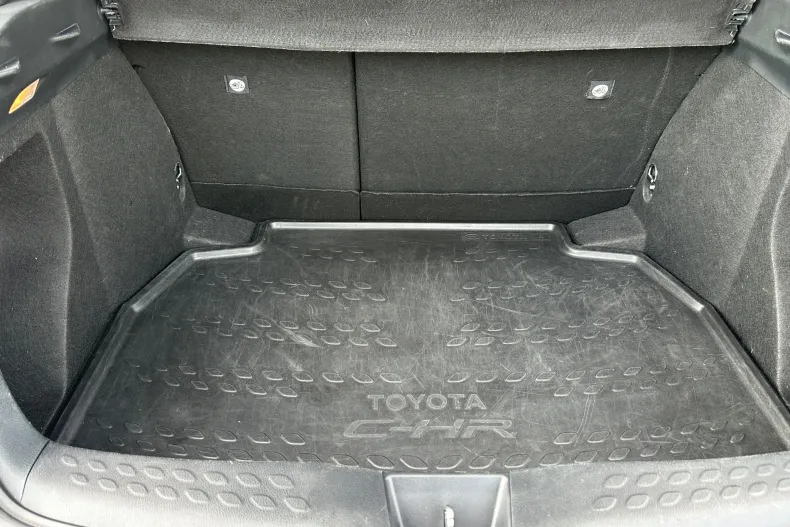 Toyota C-HR din 2019 cu 120.175 km - oferta TOY137744 - foto 12