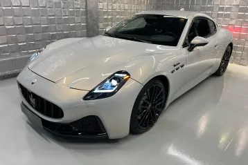 Maserati Granturismo din 2023 - oferta MAS137749