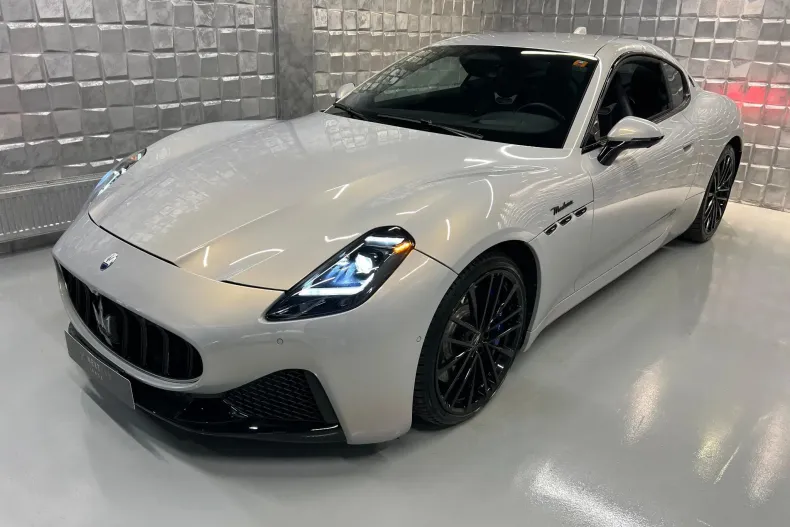 Maserati Granturismo din 2023 cu 19.978 km - oferta MAS137749 - foto 1