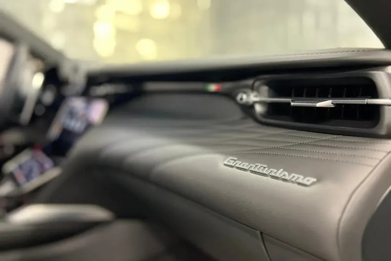 Maserati Granturismo din 2023 cu 19.978 km - oferta MAS137749 - foto 24